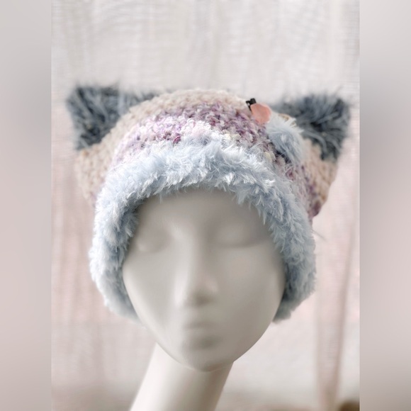 Cat Ear Beanie Handmade ❄️ - Picture 2 of 5